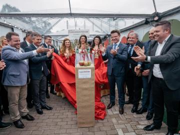 iretoria e soberanas da XI Femaçã receberam autoridades e convidados na solenidade de abertura do evento.  