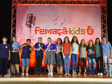 Alunos finalistas do 2º Femaçã Kids foram revelados na noite da última quarta-feira (22), na Casa da Cultura Frei Rovílio Costa, em Veranópolis