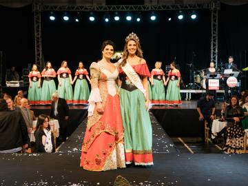 Taís Munaretti foi eleita a Imperatriz da XI Femaçã. 